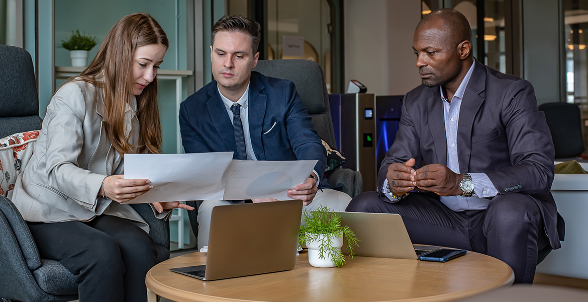 business-people-or-diverse-colleagues-working-and-Q5TBTUC.jpg